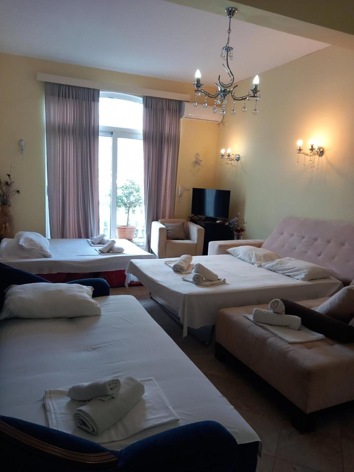 بودفا White Hills Apartments المظهر الخارجي الصورة